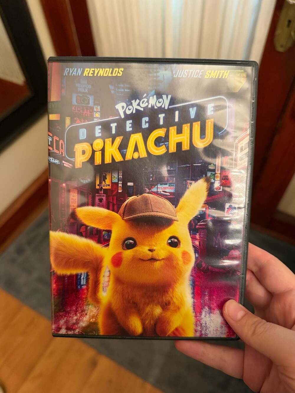 Pokemon Detective Pikachu DVD Movie 2019 Ryan Reynolds Justice Smith